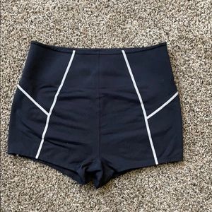 NWOT Free people movement shorts